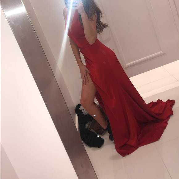 Red formal dress - Picture 4 of 4